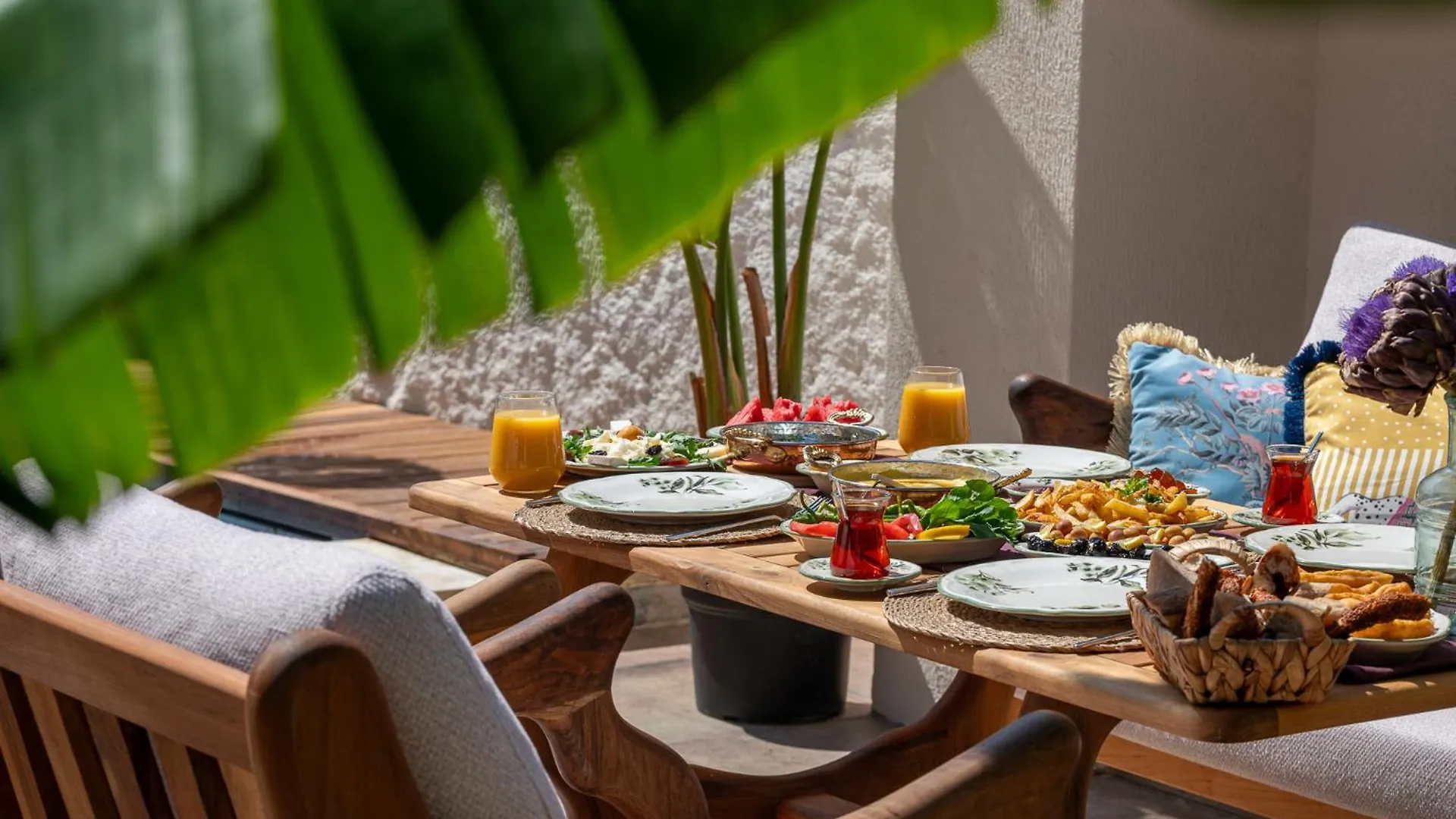 Cerenity Alacati Çeşme Hotel