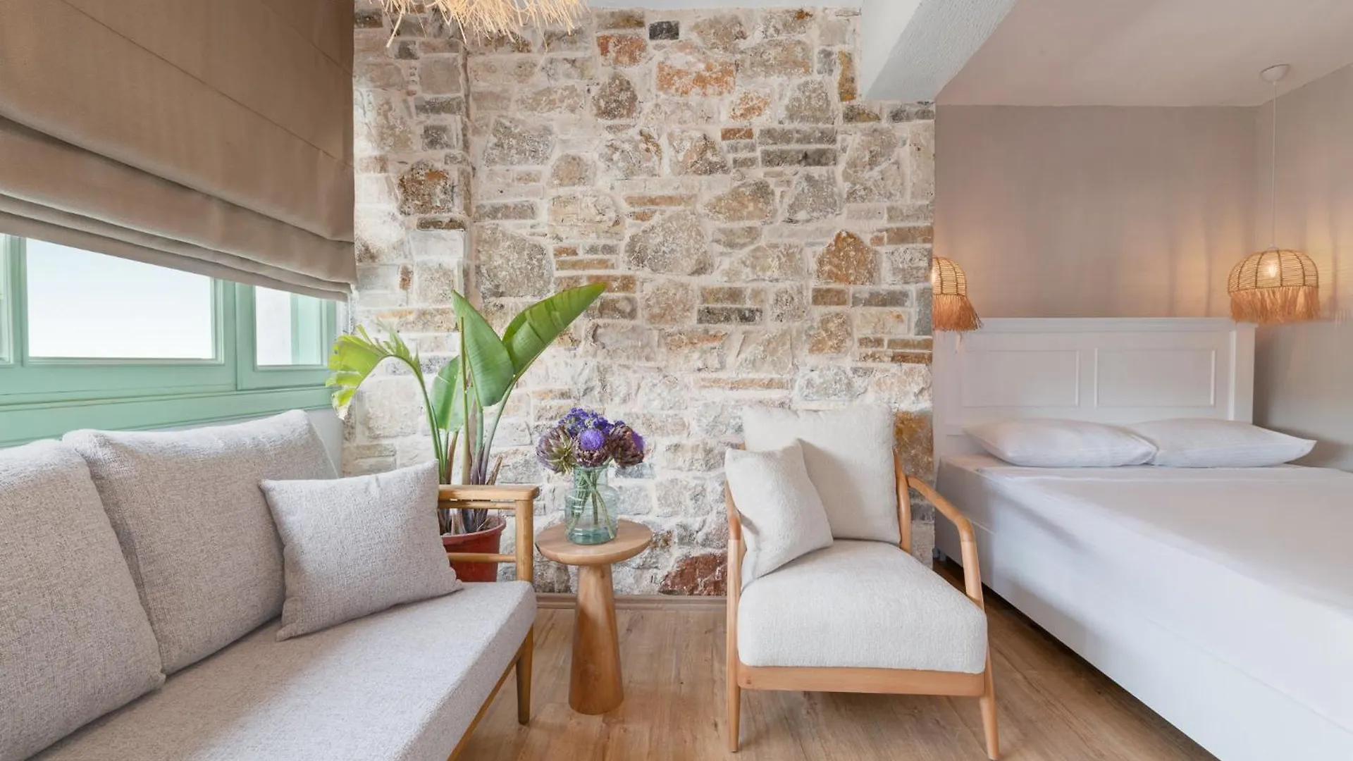 Cerenity Alacati Çeşme Hotel