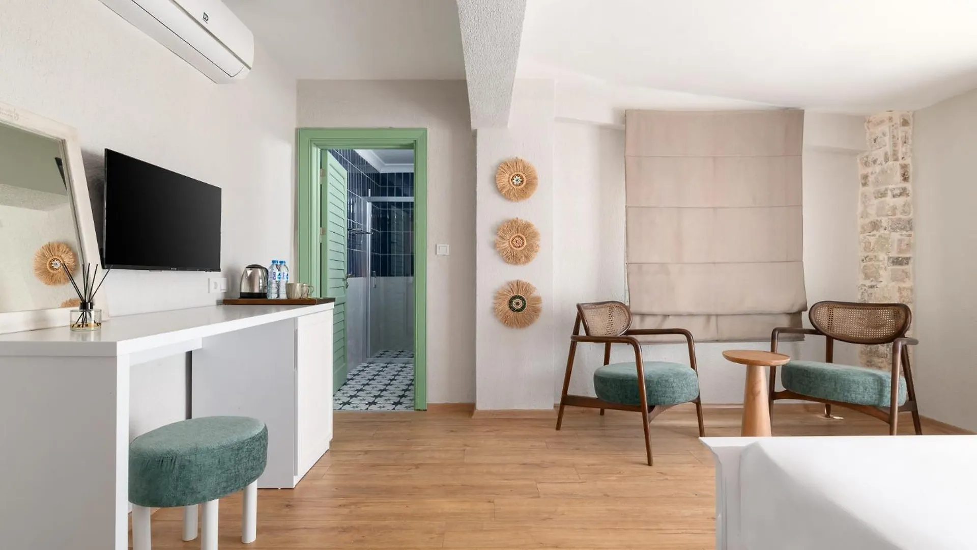 Cerenity Alacati Çeşme Hotel