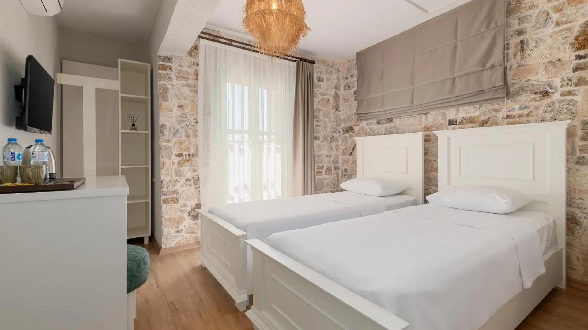 Cerenity Alacati Çeşme 0*,  Turecko